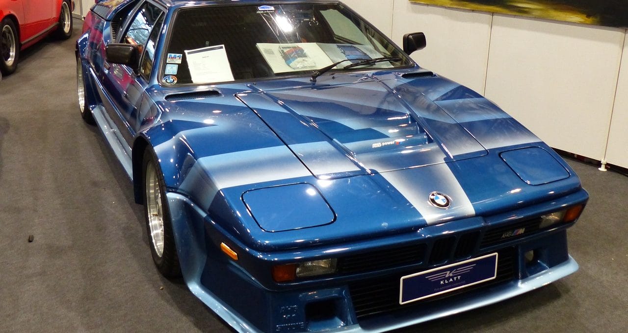 Oldtimer-Messe 4 Dieses Foto zeigt einen Oldtimer, der bei einer Oldtimer-Messe ausgestellt wurde.