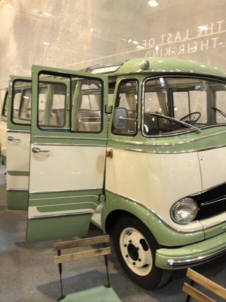 Techno Classica Thilo 2 Dieses Foto zeigt einen Oldtimer, der auf der Techno Classica ausgestellt wurde.